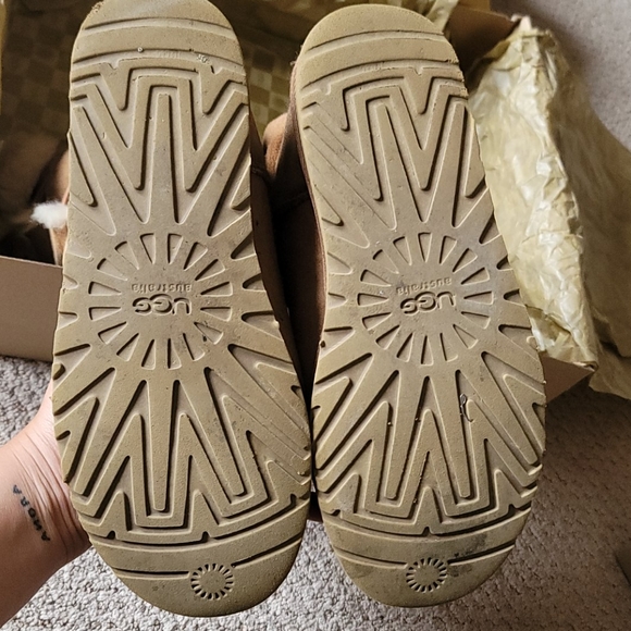 Ugg Bailey button - Picture 3 of 7